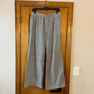 Old Navy Wide Leg Striped Summer Pants